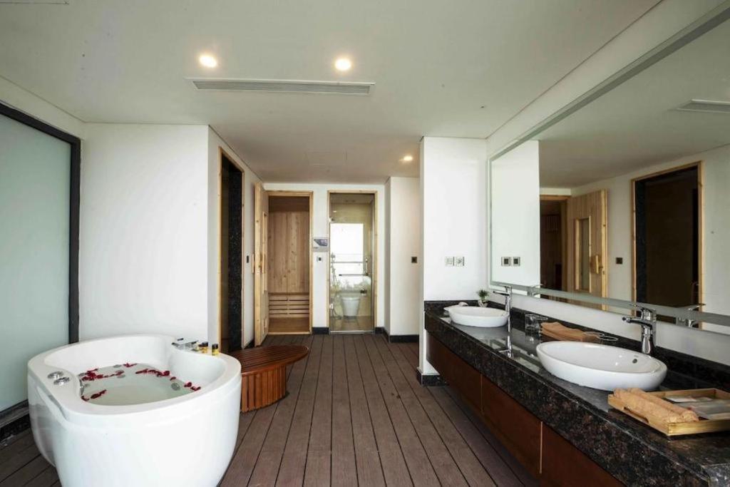 Thang Loi Tam Dao Hotel Exterior photo